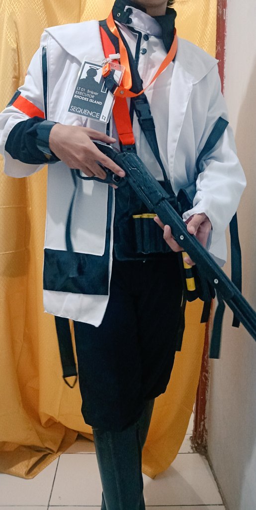 masnoct_cosbike's tweet photo. YESH, FINALLY ARRIVED!
#executorarknights #arknights #Costume https://t.co/FjXQkXboyX