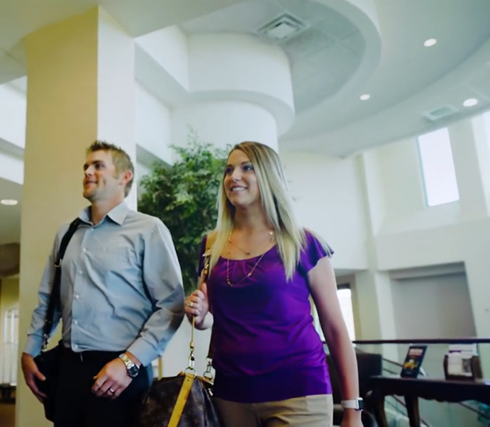 GrandHarborDBQ's tweet photo. Take some adult time with our Stay &amp; Play package that includes the @DiamondJoDBQ and Tony Roma's Dubuque. Want more? Add on admission passes to the @RiverMuseum onto your stay at check-in! #Dubuque #Iowa #Staycation https://t.co/GAxYe0cz5b