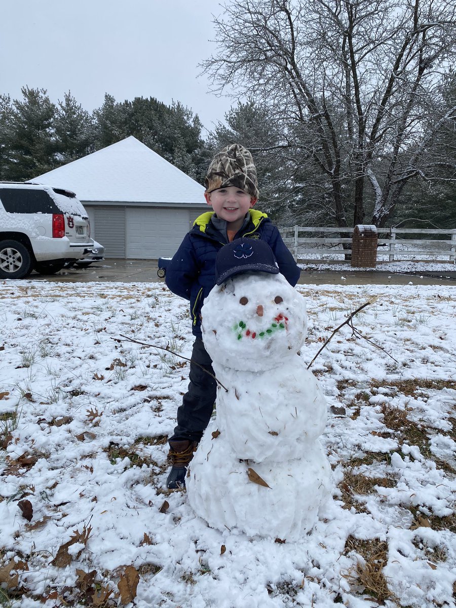 DTCutter's tweet image. Alabama snowman. @BlackCloverUSA @BJButler12 @andrewmland