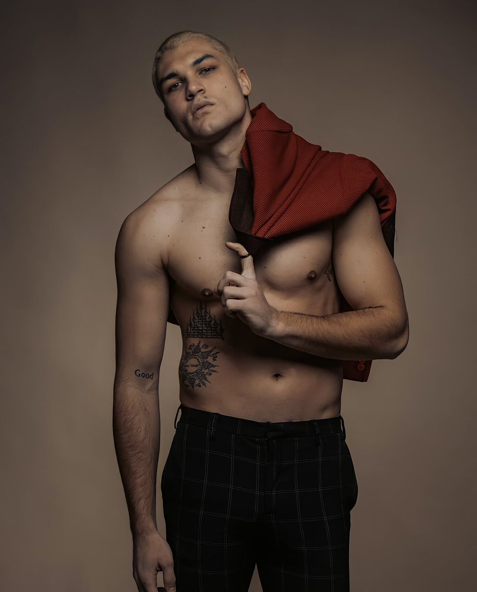 UkTalents's tweet photo. Our Model: Jerome

Check out our instagram/Twitter: uktalents 

For bookings please contact us at:
apply@uktalents.com 
bookings@uktalents.com

Or please check or official website:
https://t.co/MVkDomv4qm

#highfashion #model #portfolio  #modellingcareer #london #uktalents https://t.co/oq1Hyb2aAn