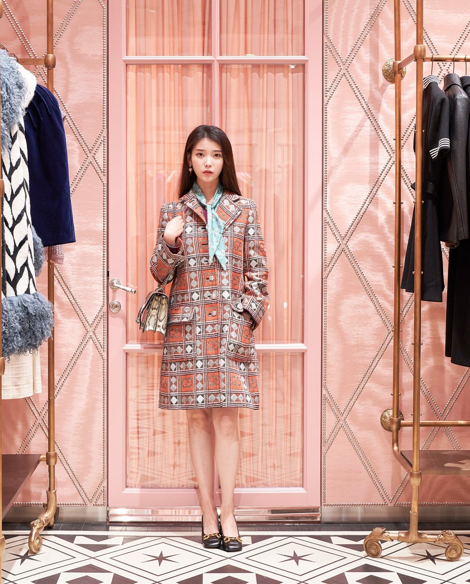 arittaum33's tweet photo. #아이유 구찌 스토어 고화질

3191 x 4353
5000 x 3333
4197 x 2798

https://t.co/zWqTumBFK1

https://t.co/dNfX5Dxeej

https://t.co/rSmzkqnzRN

https://t.co/UidcsOuL8f

#IU GUCCI https://t.co/UtEzTB0cY1