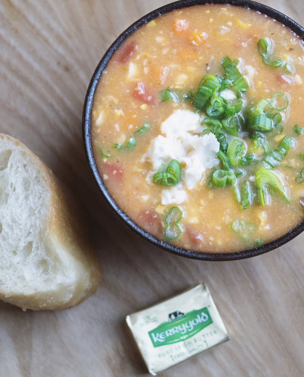 roots657's tweet photo. January is National Soup Month! Celebrate with your Roots favorites, like the Maryland Crab &amp; Corn Soup and more! 🦀🌽🍅 LINK IN BIO #roots657 #nationalsoupmonth #marylandcrabsoup #sixonionsoup #smokehousechili #tomatosoup https://t.co/uWaNtliL4p