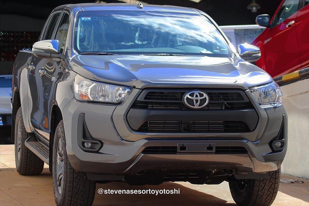 stevenbrica's tweet photo. NEW HILUX SR!!
Caja Automática.
Motor 2.4 cc diesel.
147 hp.
La aceptación que tiene esta versión es 👏
Consultas al 0983486644
#toyota #toyotapy #hilux #toyotoshisa https://t.co/i3AV0H2jhn