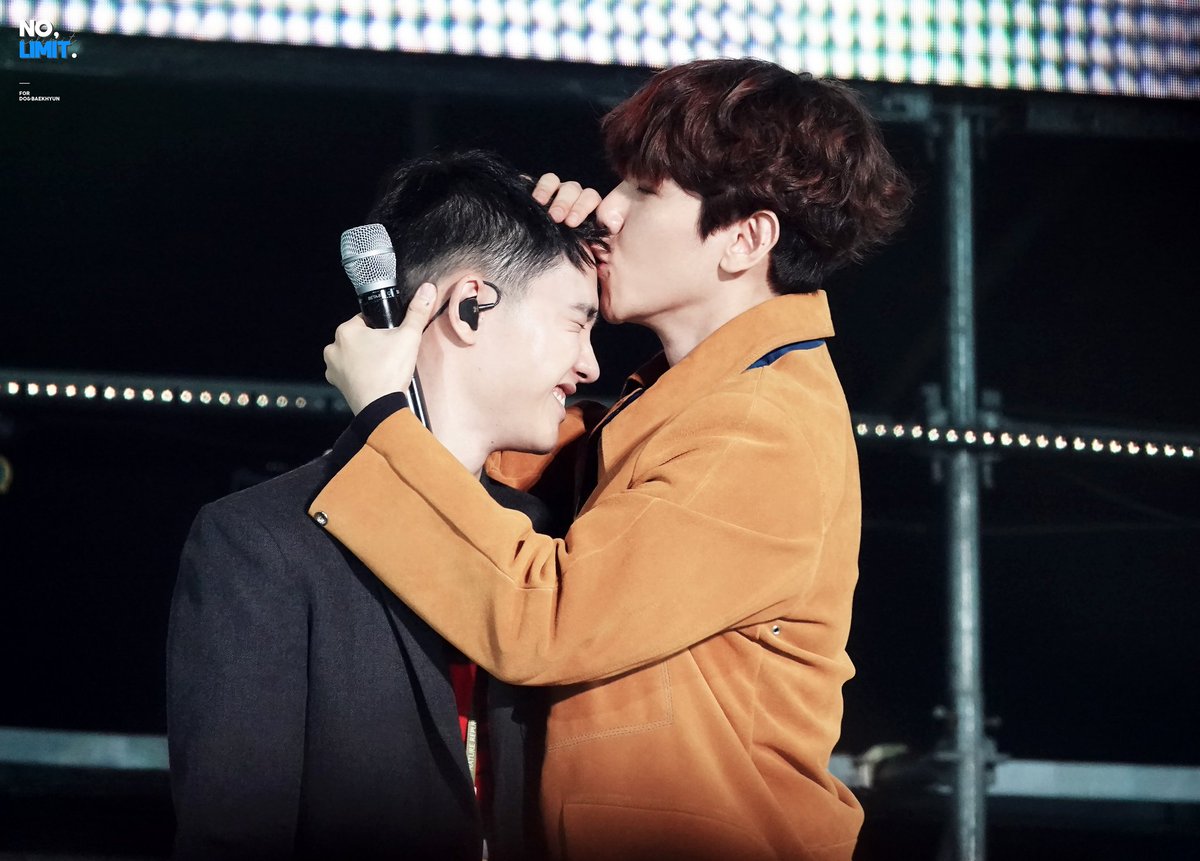BBHGlobalUnion's tweet photo. Happy Birthday BAEKHYUN's best Friend KYUNGSOO♥️
We will make more precious day with them~
#해피됴데이
#경수야_생일축하해

#BAEKHYUN #EXO #Kyungsoo @B_hundred_Hyun @weareoneEXO https://t.co/V0zcCr1sP7