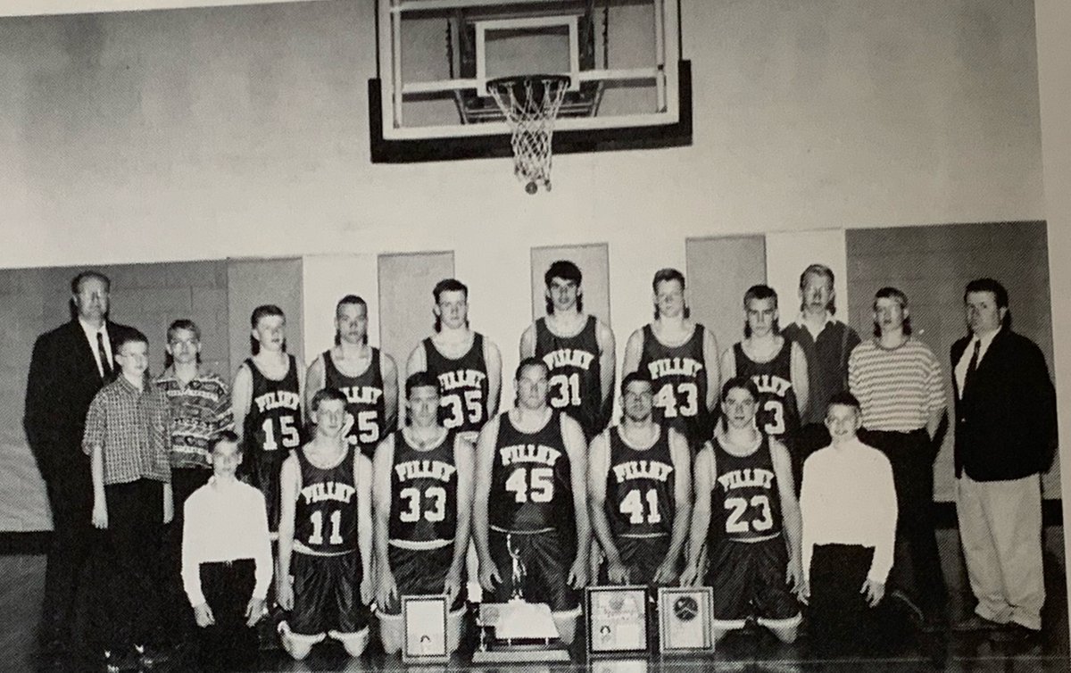 FreemanPS_Supt's tweet photo. The #MUDECAS 25-year and 50-year champions being honored this week have ties to @Freeman_Falcons! The 1996 Filley Wildcats and the 1971 Adams Hornets were MUDECAS champs! @SuitUpVarsity #freemanfalcons https://t.co/kexCN6azq5