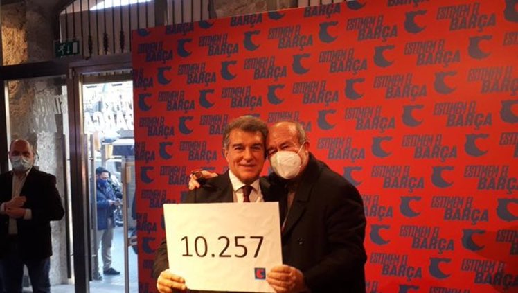 Big support for Joan Laporta in the signatures for candidacy in Barcelona’s presidential elections Candidates needed 2,257. At least 5 of the original 9 men stepping forward couldn’t reach that number.Laporta’s smashed it by 8,000!  #LLL