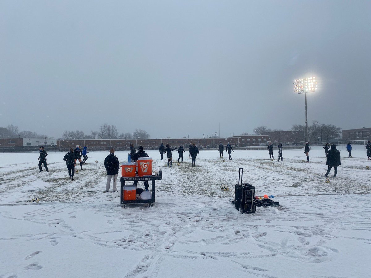 MTSU_SportsMed's tweet photo. Heat, rain, or snow we’ve got you covered! ❄️☃️⚽️ @MT_Soccer  #NATA #TrueBlue #cusaWay https://t.co/TqGFWCbQJo