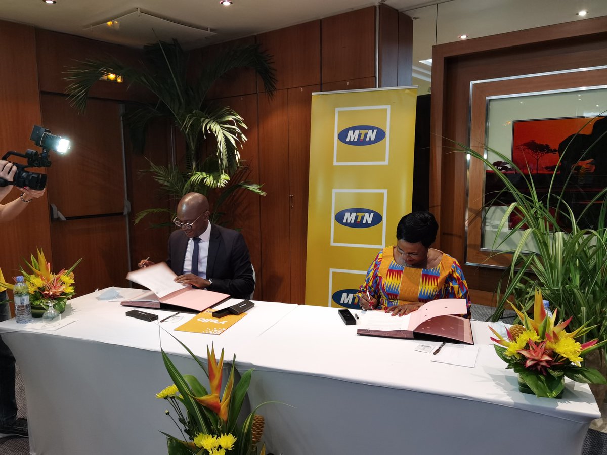 ASSABAPierre's tweet photo. Cérémonie de signature de convention de partenariat commercial &amp; social entre @MTNCotedIvoire &amp; la FENASCOVICI ce lundi 11 janvier 2021 https://t.co/1v2fTwSnfu