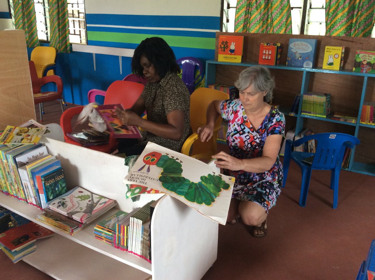 BiblionefNL's tweet photo. At Biblionef, we do not only send #books but carefully select the #childrensbooks we send, so children have access to the best and most inspiring ✨storybooks.
What is your favourite 🦄#storybook?  
Photo: #Library in Okorase #Ghana 🇬🇭 
#FriendsofLibrary #SDG4 #Education https://t.co/rd1rItOPzh