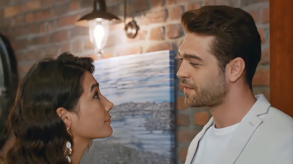 Thread of Demir Erendil looking at Selin Sever as if he would eat her