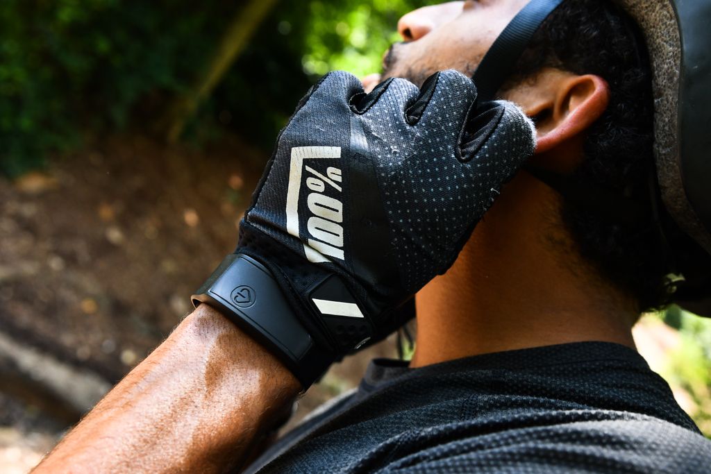 SOSAnywhere's tweet image. Ready to conquer a new path? Blaze a new trail? Make sure you have the device to keep up and protect you in any emergency situation. 

Learn more at SOSAnywhere.com &amp;amp; pre-order yours while you can! 

#sosanywhere #newtech #2021 #newyear #emergency #emergencypreparedness