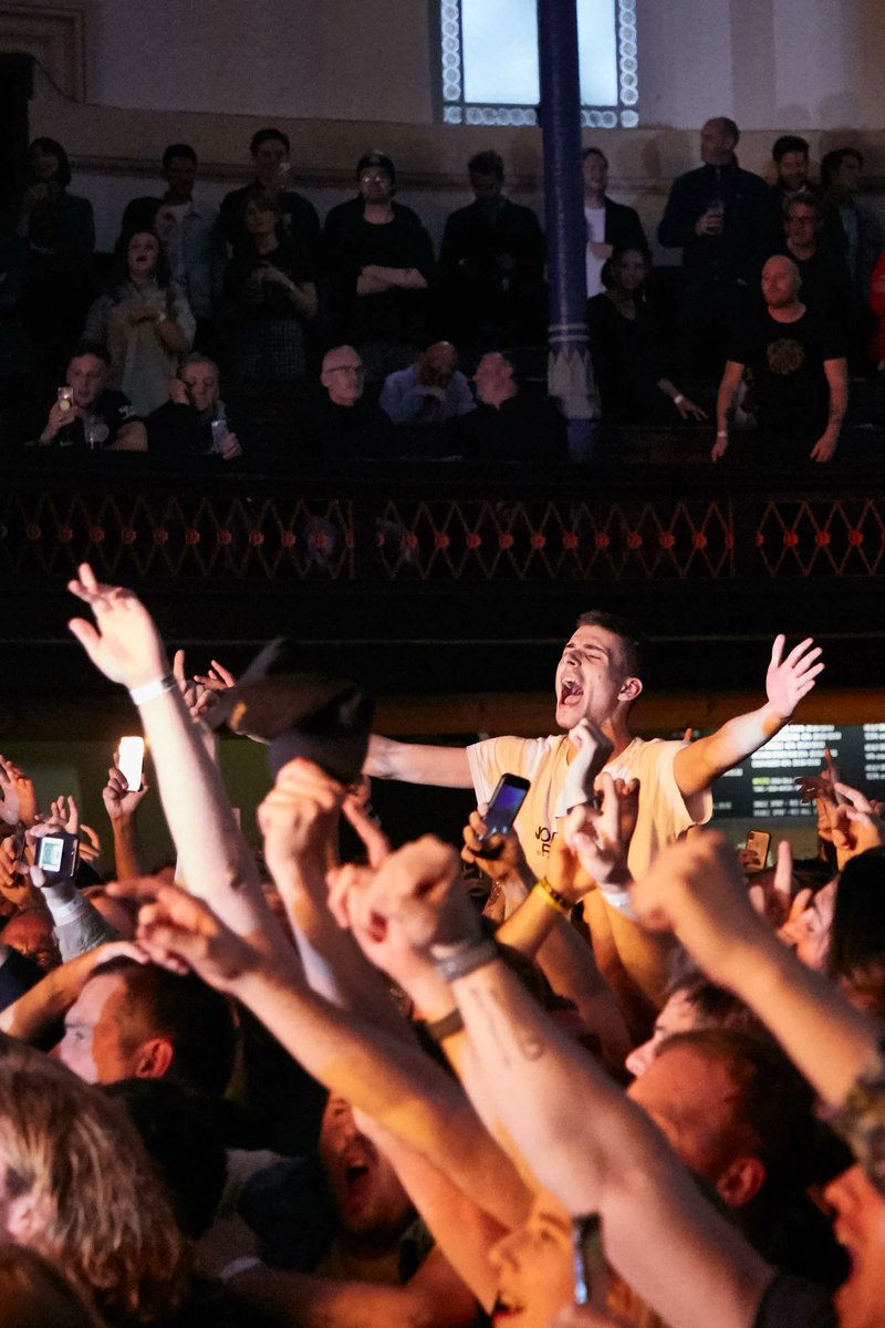 RoundChapel's tweet photo. Spent some time to look at photos from past gigs. We miss them.

What has been your favourite show at Round Chapel? 

Who remembers this one? 
@liamgallagher 

#RoundChapel #liamgallagher
#HackneyRoundChapel
#wemakeevents https://t.co/SM3WZ7CbM6