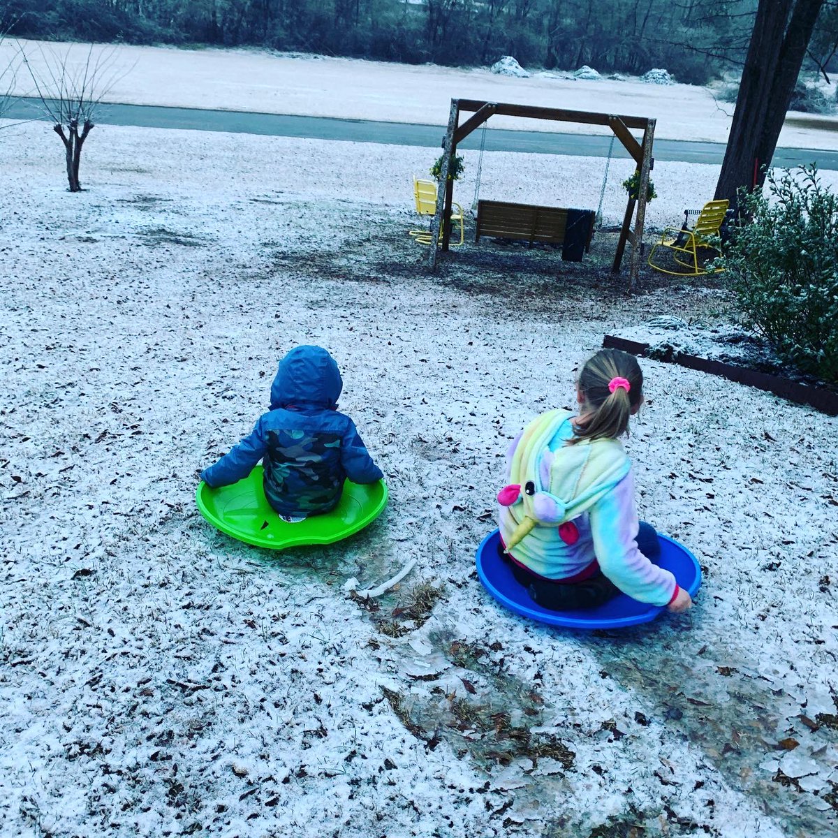 pennyleighm's tweet photo. Cold but happy! @PickensCoHerald 
Gordo, AL https://t.co/vLVspqzuVu