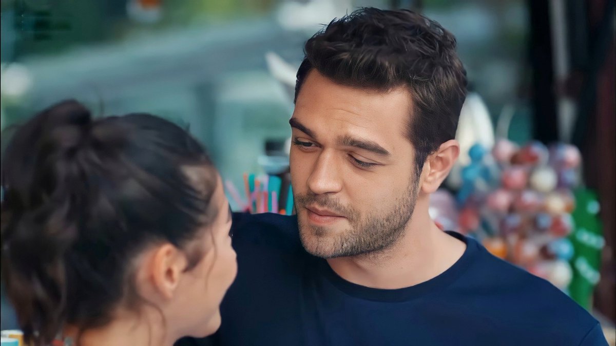 Thread of Demir Erendil looking at Selin Sever as if he would eat her