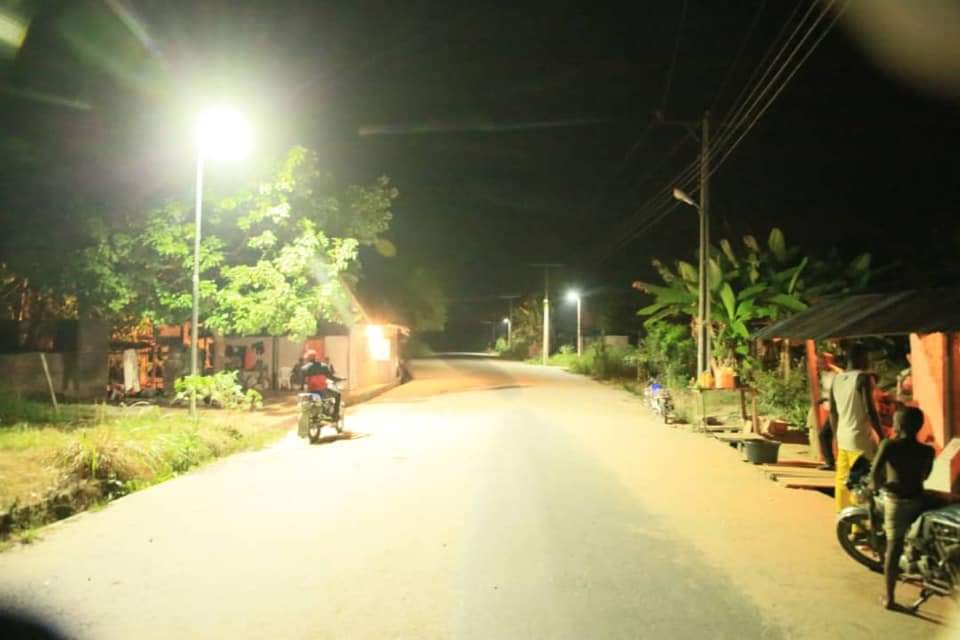 SOLAR STREET LIGHTS: EBOH-OROGUNInstallation of solar street lights in Eboh-Orogun, Ughelli North Local Government Area of Delta State.