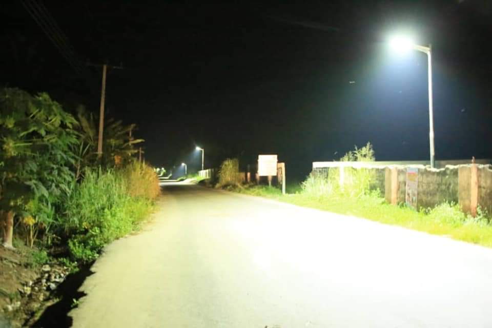 SOLAR STREET LIGHTS: EMONU-OROGUNInstallation of solar street lights in Emonu-Orogun, Ughelli North Local Government Area of Delta State.