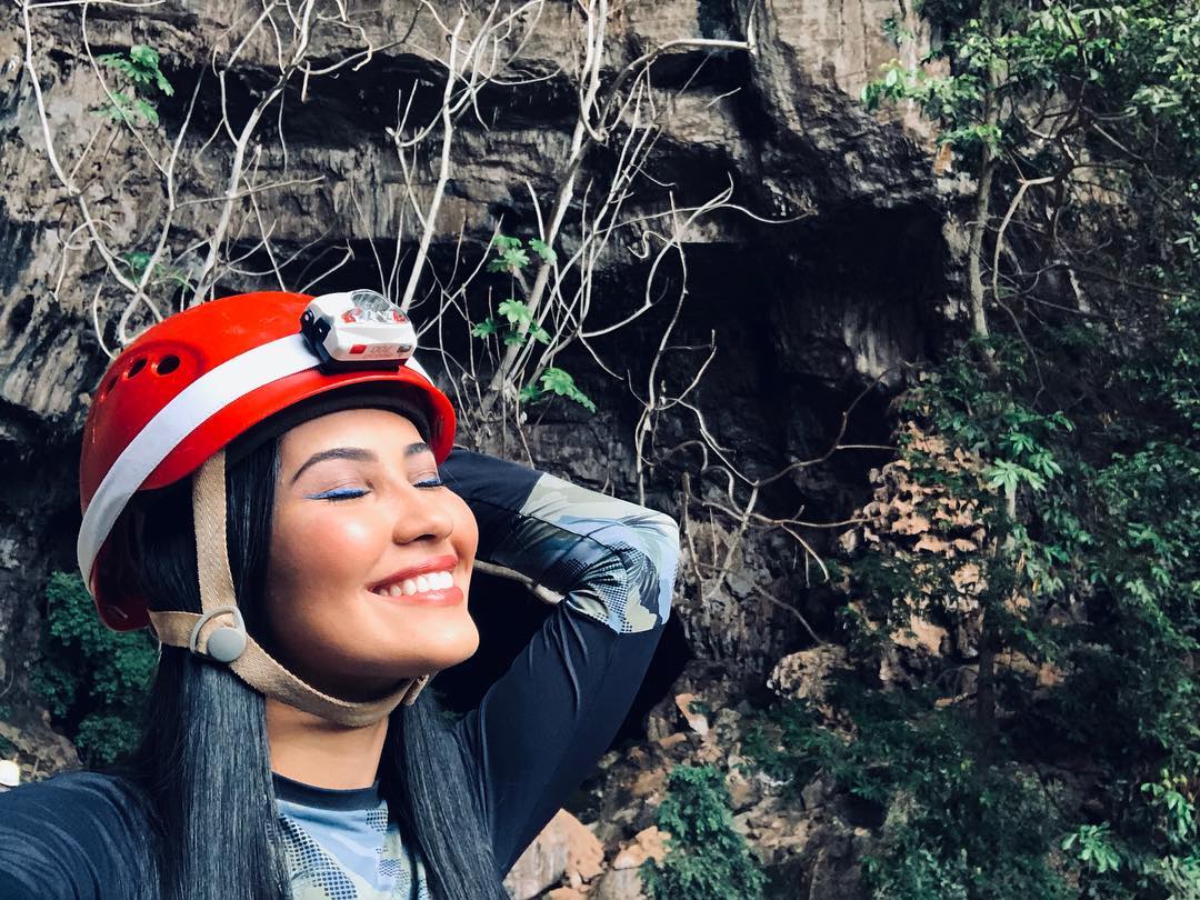 realitylizalavi's tweet photo. Thaynara OG também já teve seus próprios programas, um sucesso como apresentadora! No GNT já apresentou o "Minha vida é kiu" o especial "Minha vida é kiu #partiuviagem", comandou o "Chef ao pé do ouvido" em 2020 foi apresentadora oficial do TVZ na Multishow juntamente com a Lexa. https://t.co/JLdWMilejD
