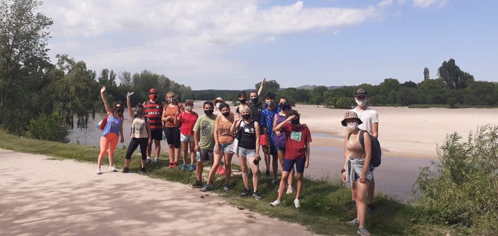 #Arrancamos!
Hoy lunes iniciamos el ciclo de #SenderosUrbanos guiados programamos para el verano de manera gratuita para nuestros turistas !
#SenderoEcológicoPozoDePiedra
#TrekkingGuiado <a href="/LauraRetes/">Laura Retes ♡ !</a>
#MinaClaveroDestinoSeguro
#Verano2021