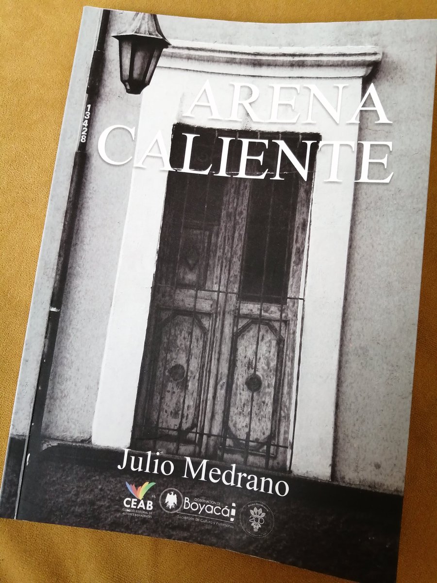 MargaritaApunta's tweet photo. Querido @JCMedrano3 justo en este momento acabo de leer tu libro, dejándome en el cuerpo sensaciones entre Allan Poe (por sus historias oscuras) y Opio en las Nubes por las extrañas relaciones entre una historia y otra. Gracias por compartirlo conmigo, fue todo un honor ❤️ https://t.co/ATeDHndq22