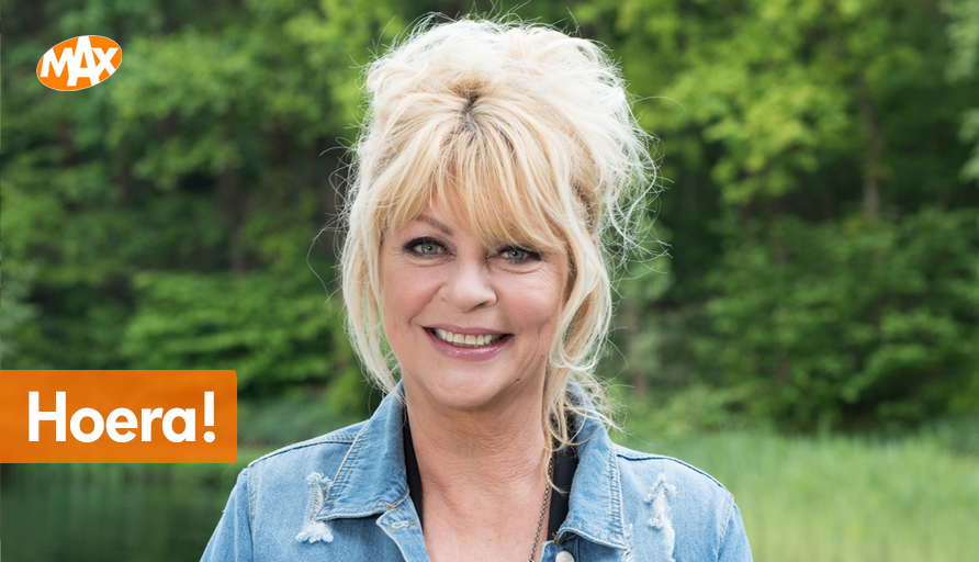 OmroepMAX's tweet photo. Hieperdepiep hoera. Gefeliciteerd @maankemp! 🥳 #OmroepMAX #DeMAX https://t.co/7ObCUmm13s