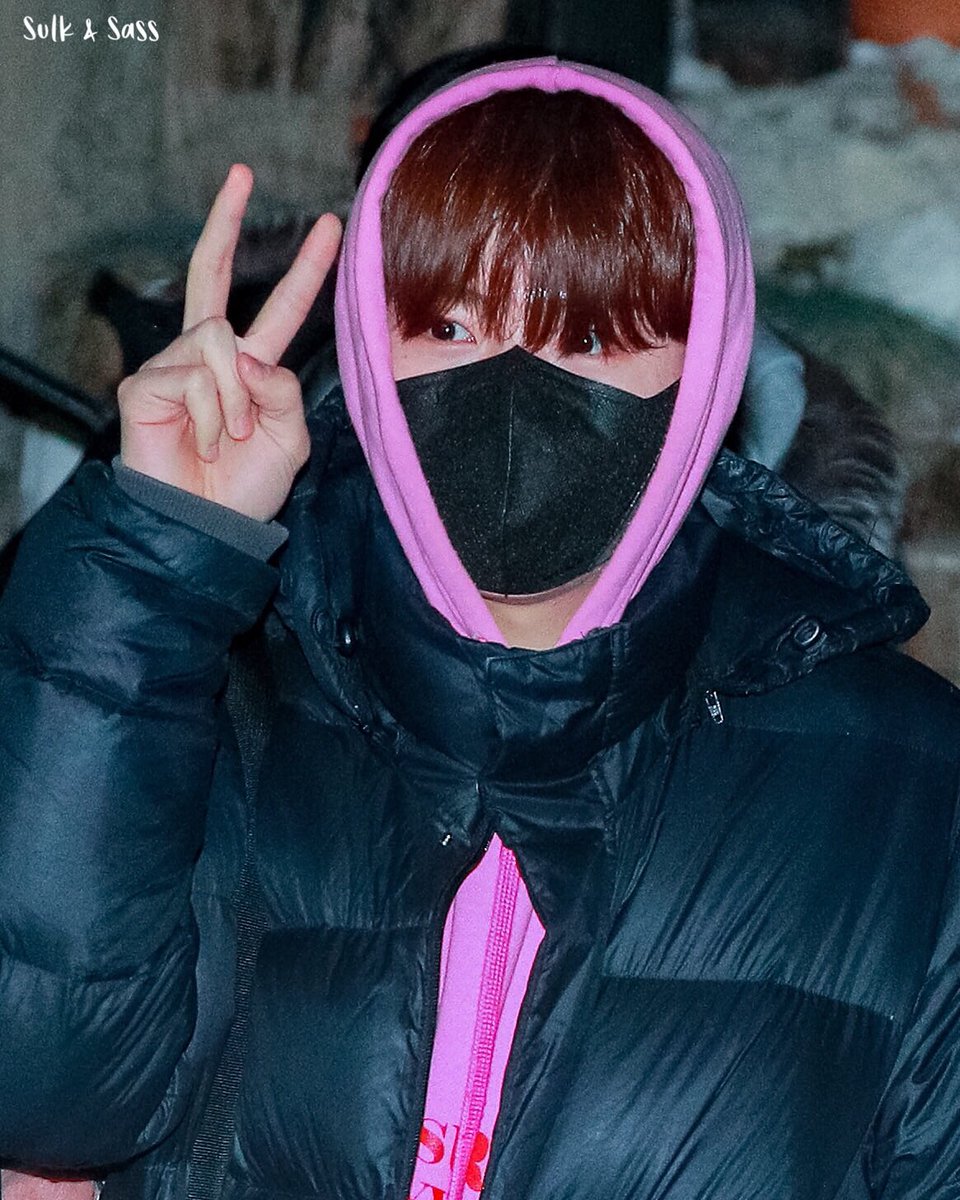 sulknsass0099's tweet photo. 210111 🐨✌🏻

~ You’re the only one 💎 ~

@treasuremembers 
#트레저 #TREASURE #준규 #JUNKYU https://t.co/86fnwbYBQX