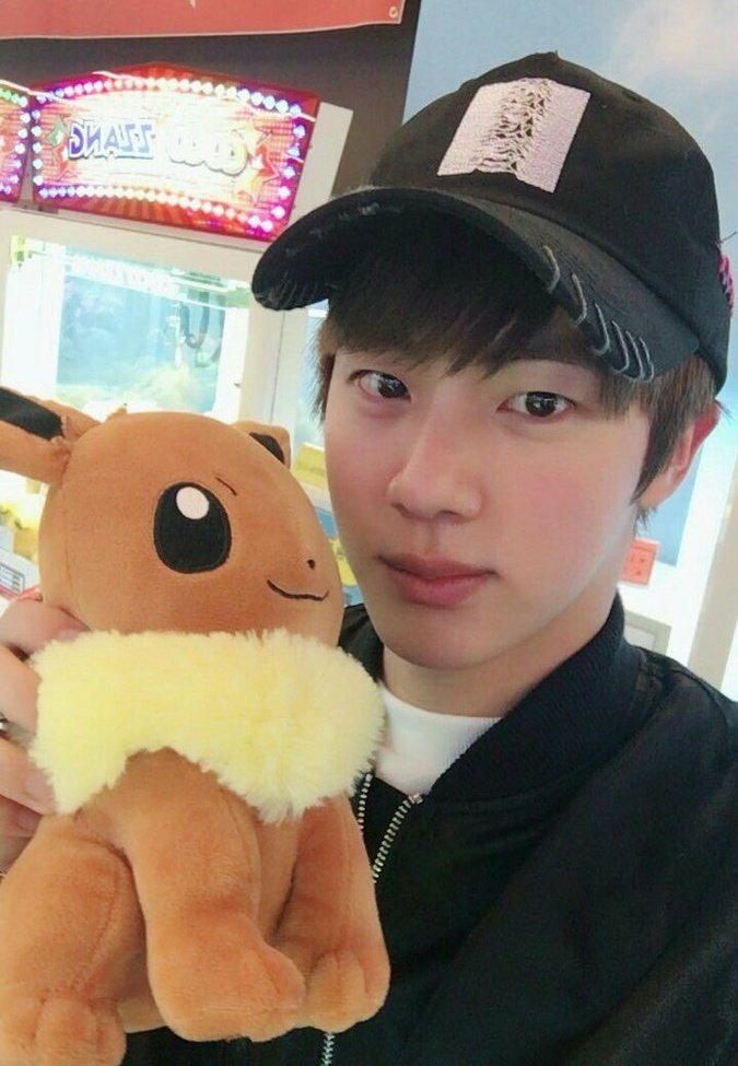 Barefaced Kim Seokjin is the most HANDSOME man alive— a thread if you've a doubt