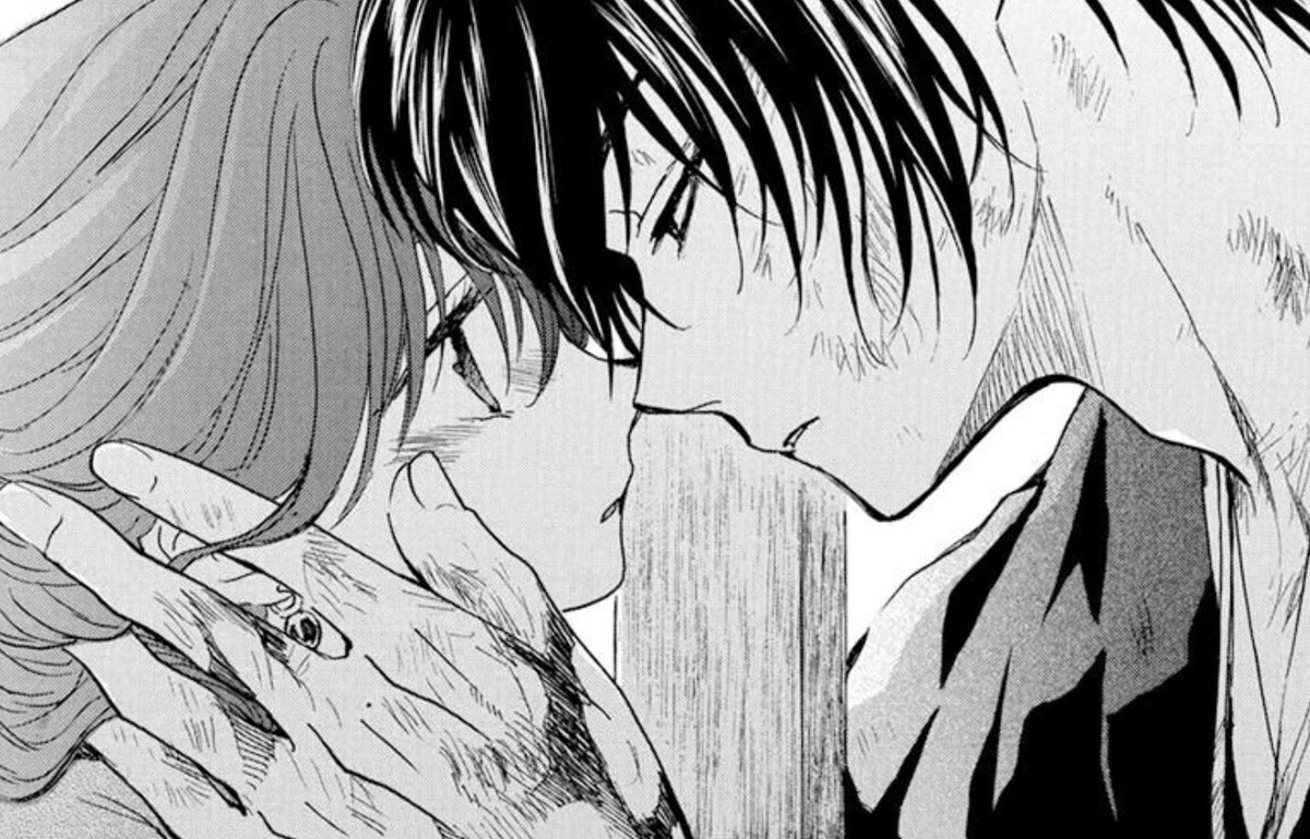 hak's habit of gently cupping yona's face when he leans into her :( 