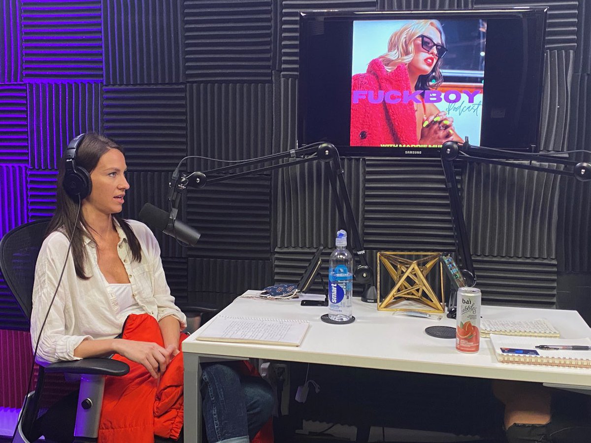 Third Wheel Podcast Studio tweet media