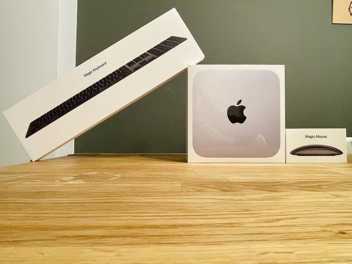 joanromeror's tweet image. ¡OU MAMA! #MacMiniM1