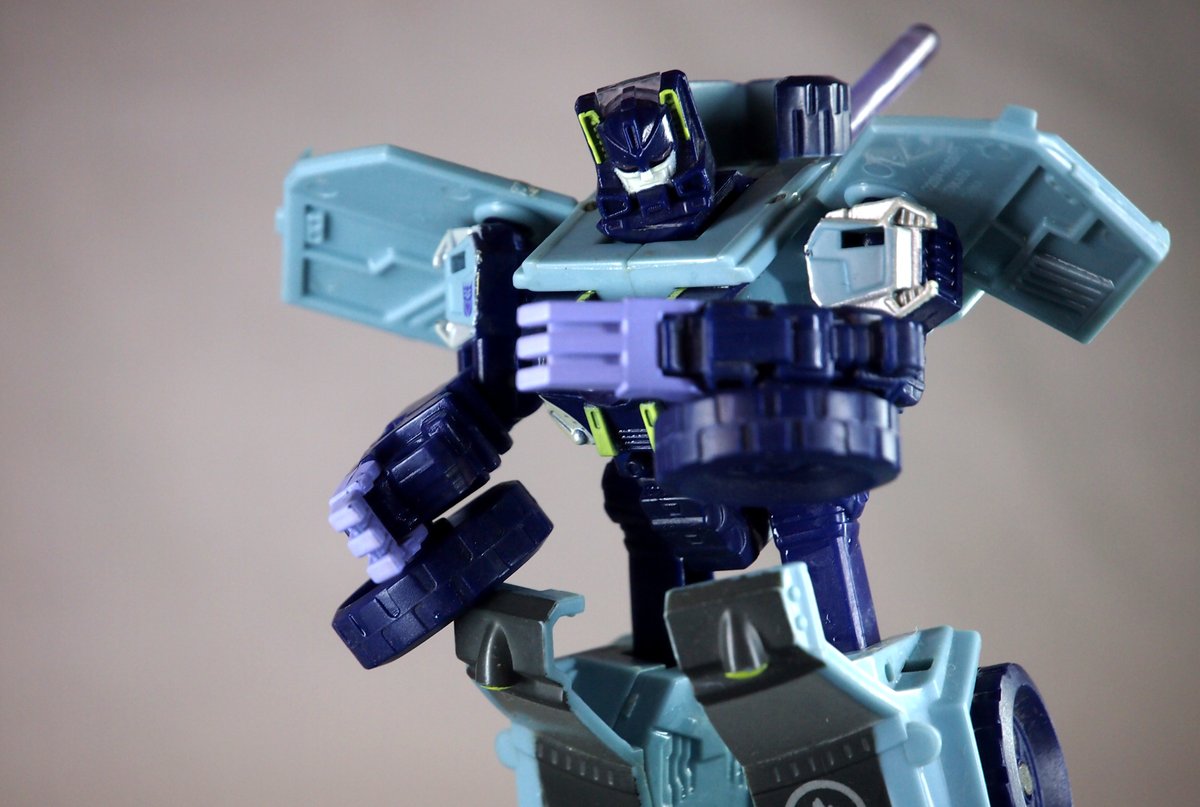 Cybertron Brushguard #Transformers #Cybertron