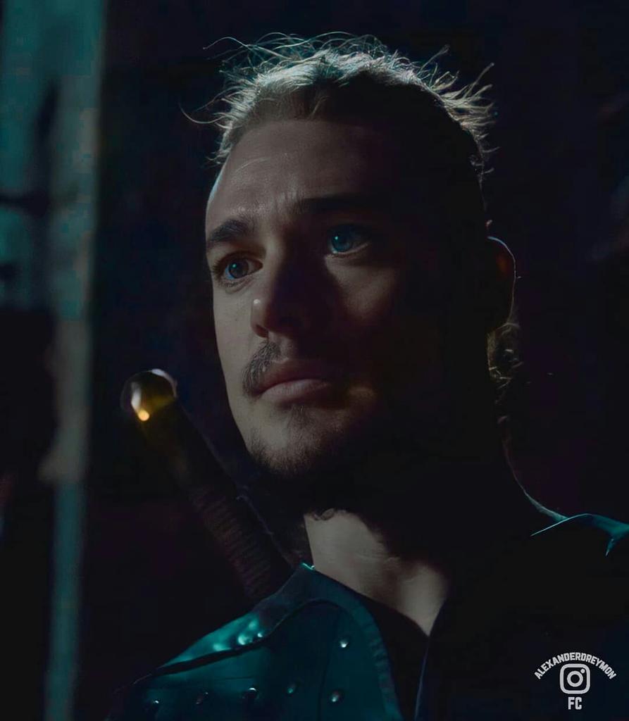 AlexDreymonFC's tweet photo. @TheLastKingdom https://t.co/71HpfkPqv7