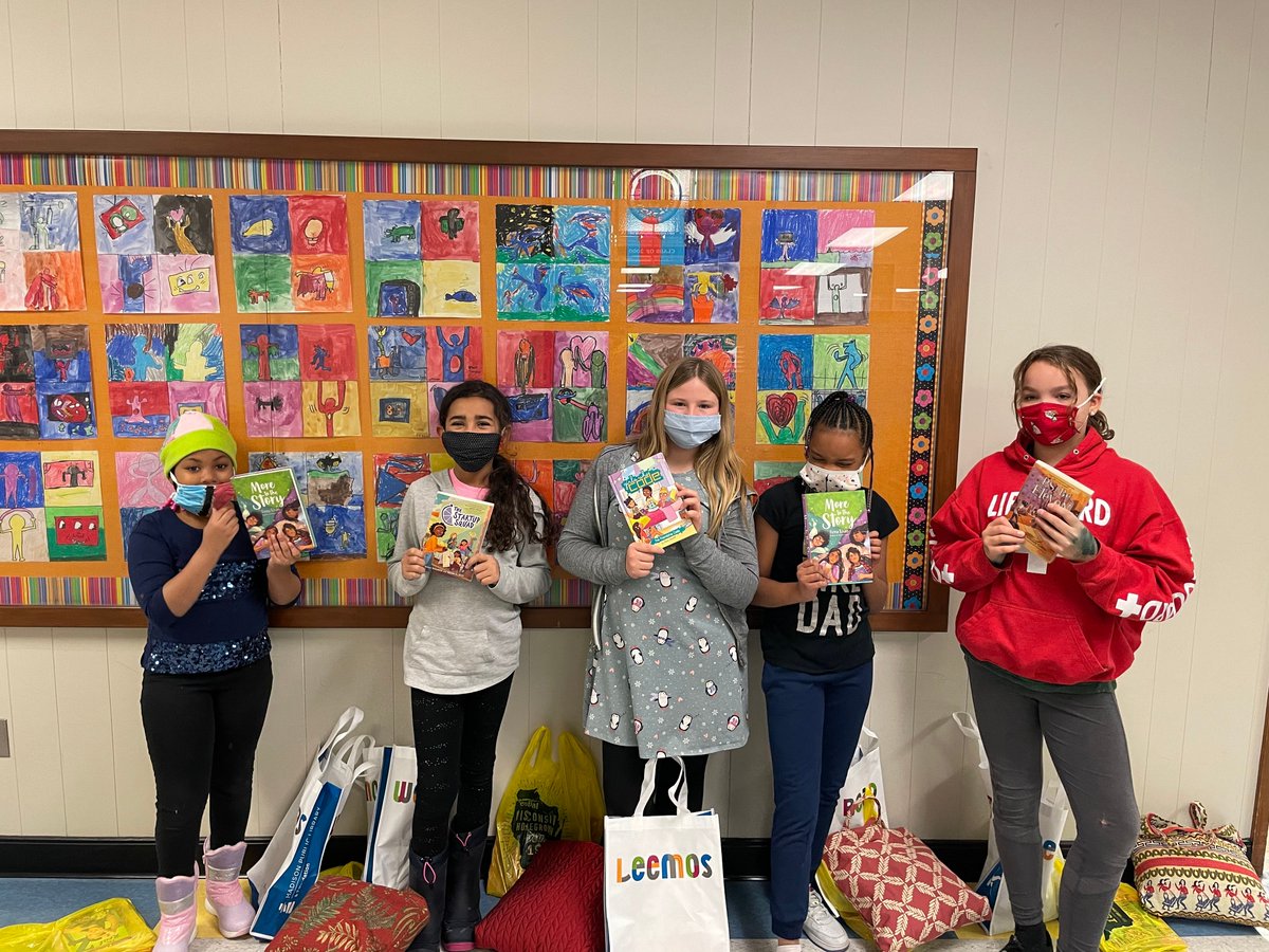 Before the holidays, #girlsinc participants got Snuggle Up and Read packages stocked with books, snuggly items, and warm treats. Thanks to @MSCRRec, @MSNReadingProj, and @MadisonPL for helping share our love of reading - we can't think of a better way to spend winter break 📚💕