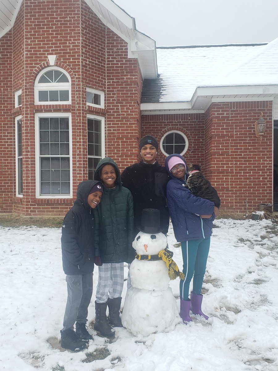 Jorine Neal tweet media