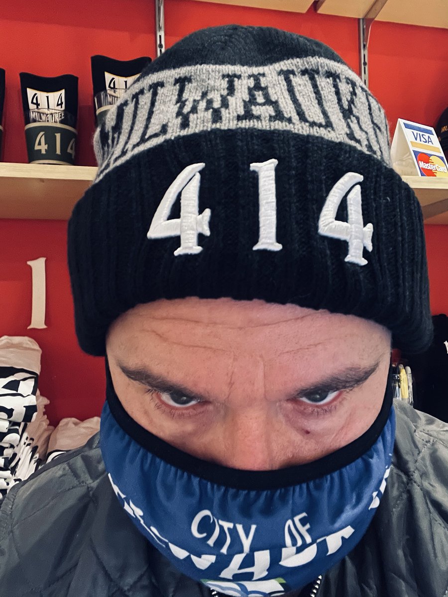 toomuchmetal's tweet photo. BOXFRESH ⚡️— 414 Milwaukee Winter knit hat. Cuffed Knit with raised 414 metallic white embroidery. 
https://t.co/tauAFJY9Fz
This warm beanie is perfect for those cold-ass Milwaukee winters. Fabric: 100% acrylic wool yarn https://t.co/z6HeigF5jc