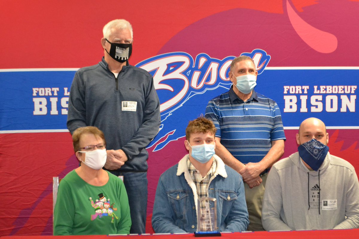 Tristin Harris tweet media