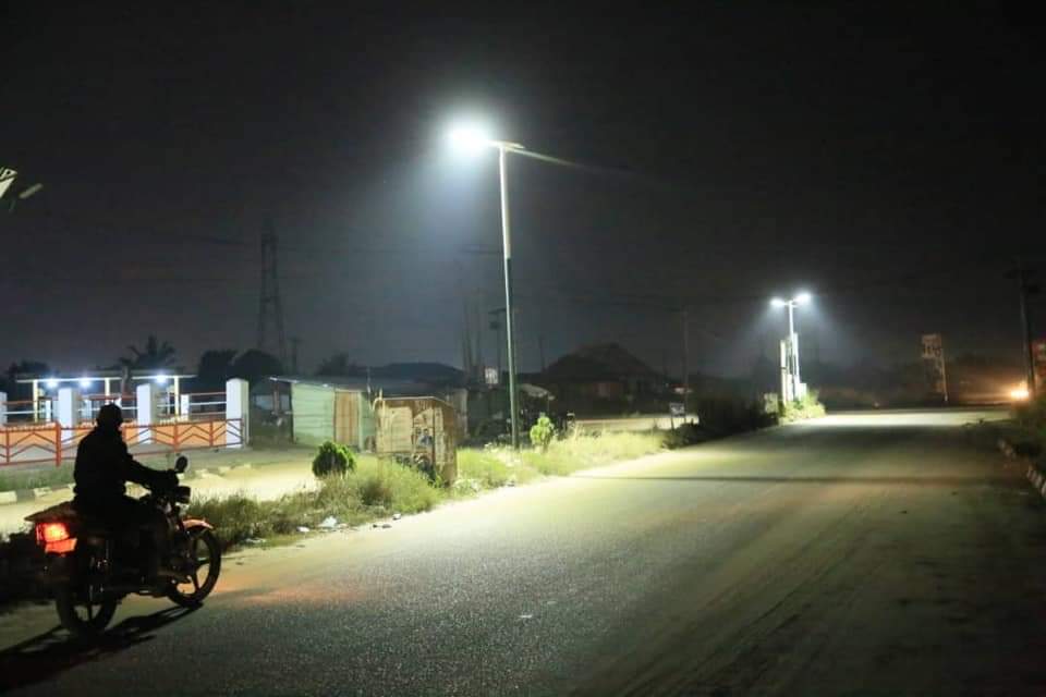 SOLAR STREET LIGHTS: JESSEInstallation of solar street lights in Jesse, Ethiope West Local Government Area of Delta State.