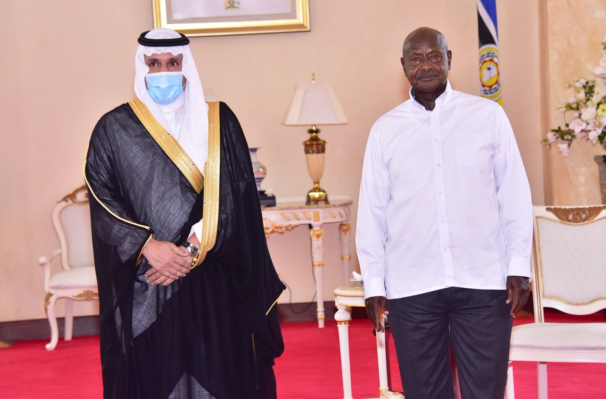 Arinaitwe Rugyendo🇺🇬 (@rugyendoquotes) on Twitter photo "I am happy to be in this country. It has excellent weather, the people are peaceful & welcoming. We'll sign a deal to allow Ugandan products sell in Saudi Arabia," new Saudi Envoy to Uganda H.E Jamal Mohammed told President <a href="/KagutaMuseveni/">Yoweri K Museveni</a> this evening while #SecuringYourFuture "I am happy to be in this country. It has excellent weather, the people are peaceful & welcoming. We'll sign a deal to allow Ugandan products sell in Saudi Arabia," new Saudi Envoy to Uganda H.E Jamal Mohammed told President <a href="/KagutaMuseveni/">Yoweri K Museveni</a> this evening while #SecuringYourFuture