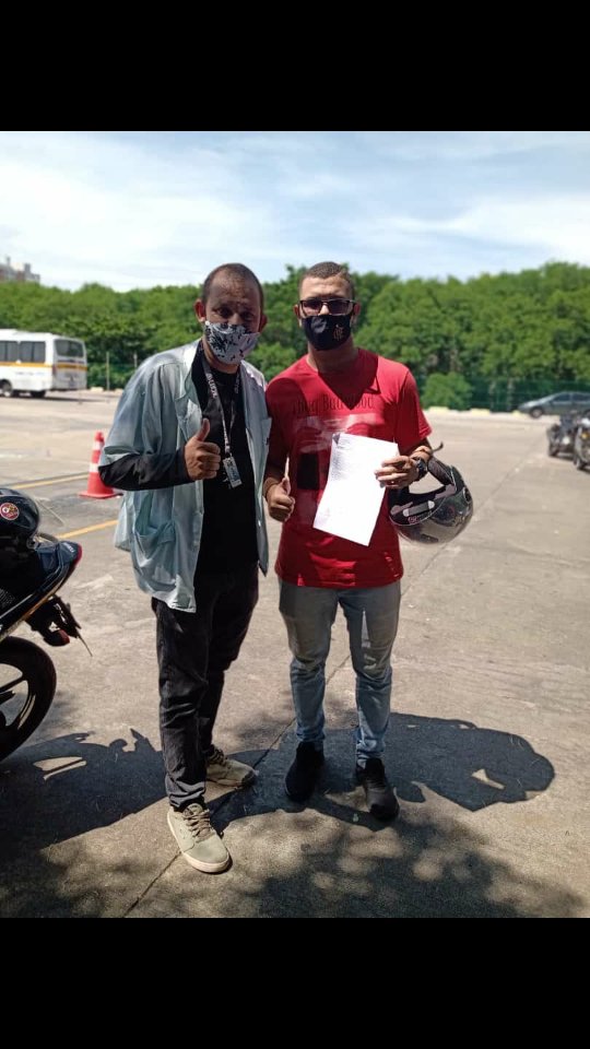 Eu dirijo e eu piloto 👐😙
