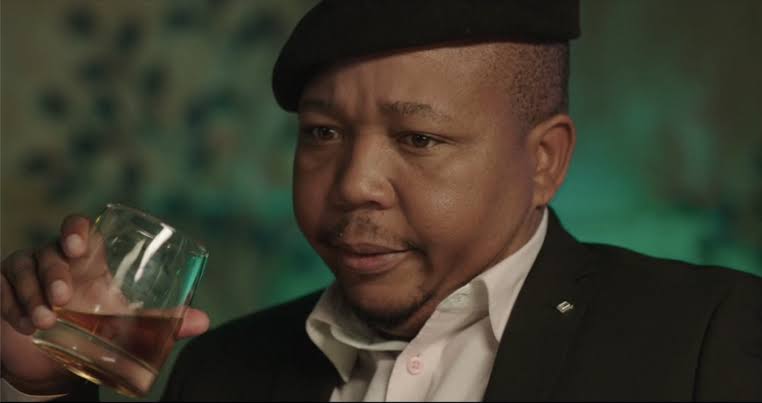 AlfredoTaGinci's tweet photo. @KgoshigadiNR Bona ma Precente...motho o speaks fluent vaolence. https://t.co/0bbjhvJyGo