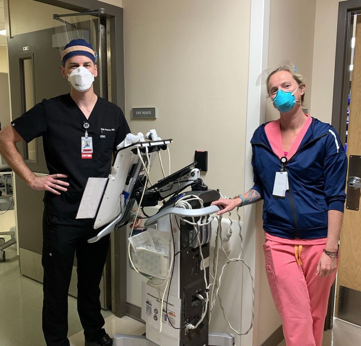 emriverside1's tweet image. 🎊Starting off 2021 on a busy note with #dialysiscatheter , #lumbarpuncture, and #ultrasound ! 😷#goodbye2020hello2021 #emriverside #emergencymedicine @californiaacep @Cal_EMRA @EmergencyDocs @emresidents @RiversideHospCA @ACEPNow