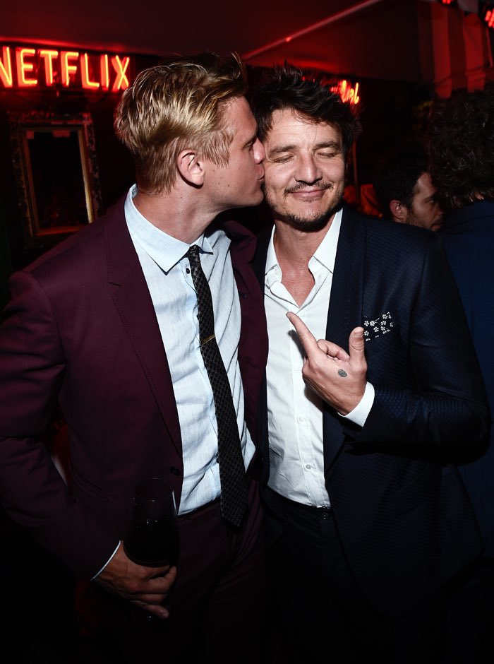 just pedro pascal being cute with his friends; a necessary thread