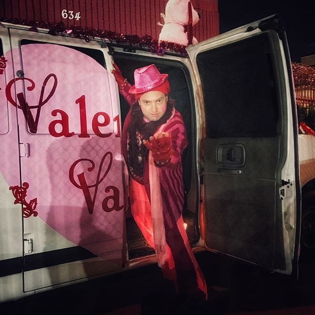 HauntingNet's tweet image. Rogue Artists Ensemble recently announced their new #StorageRun #ImmersiveEvent! Check out our previous review of their #ValentineVan on #HauntingNet then grab tickets for their new #ImmersiveExperience running now through January 31st. 
haunting.net/rogue-artists-…