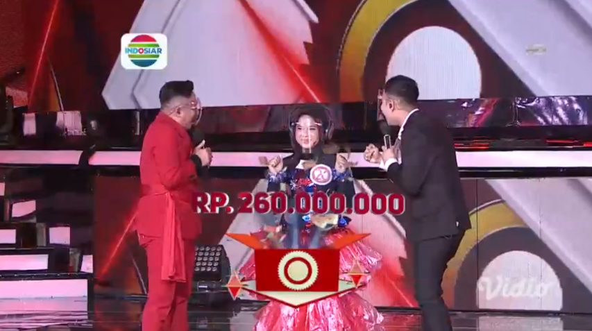 Indosiar's tweet photo. Mimpi apa coba, bisa bawa pulang uang 260JT! Selamat~
Kalian juga bisa loh, nonton terus Indosiar dan nantikan kuis Jebret tahun depan.
#KonserRaya26Indosiar
#Indosiar26ether https://t.co/Vg7WtfDTKn