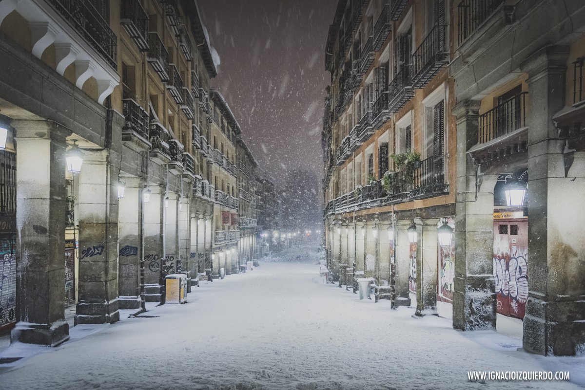 iizquierdo's tweet photo. Han sido muchas horas seleccionando y procesando, pero ya están subidas al blog la colección completa de fotos (87 nada más y nada menos) del paso de Filomena por Madrid: 

https://t.co/PNB6adjknE 

❄️💙 https://t.co/Csm8DXydO7