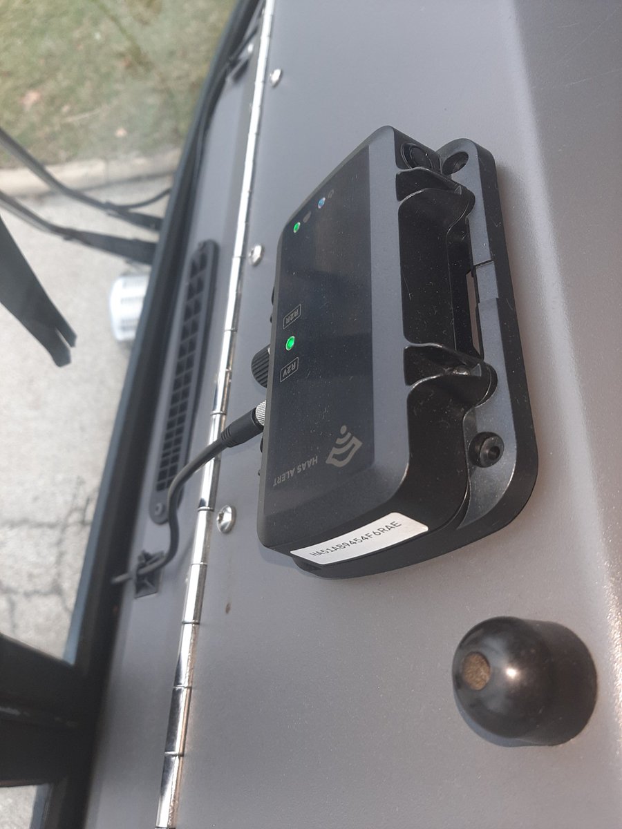 BroadviewHtsFD's tweet photo. BHFD recently equipped our apparatus with Safety Cloud, a collision prevention service from that connects our lights and sirens with navigation applications and systems. Drivers can now receive advance warning alerts through the Waze app whenever they approach our apparatus. https://t.co/gTCuR9oI3G