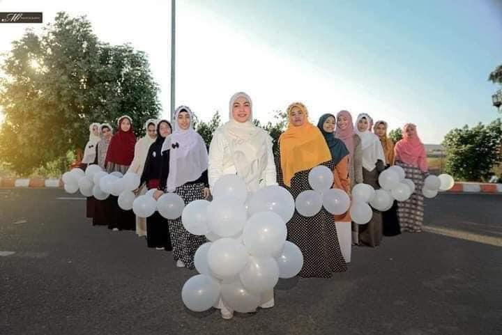 فتيات من محافظة #قنا يدشن مبادرة #البنطلون للرجال فقط ❤️