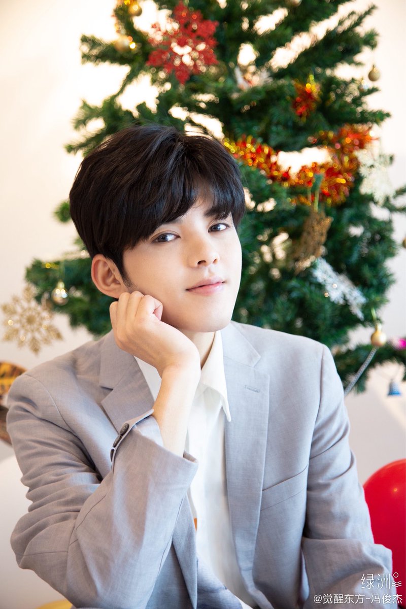 CallMeBowwwww's tweet photo. 👑 Feng Chengchen เฝิง เฉิงเฉิน (冯呈辰)
🎂 1994.09.25
🏠 China
📍 Company : OACA(觉醒东方)
📺 เคยเข้าร่วมรายการ 青春有你 (ตอนนั้นใช้ชื่อ เฝิงจวิ้นเจี๋ย)
💗 Weibo : 冯呈辰
#冯呈辰 #FengChengchen #เฝิงเฉิงเฉิน #OACA https://t.co/dRwYxxwMYy