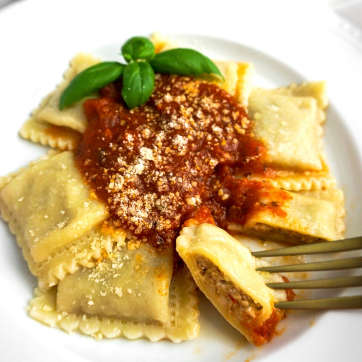 Turri's Italian Food tweet media