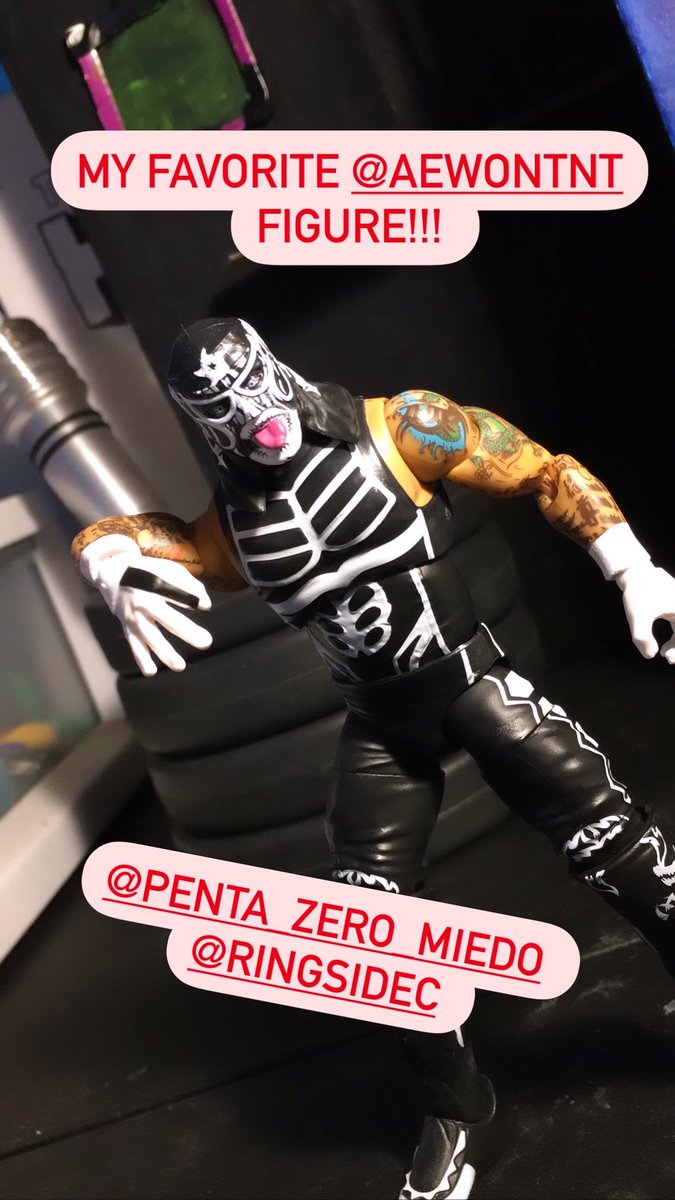 Just got the NEW @PentagonJunior figure from @RingsideC and man oh man! This is indeed awesome!!! @AEWonTNT @Jazwares @WickedCoolToys @AEW @AEwrestling #aew #pentagonjr #AEWDynamite #figures #ringside