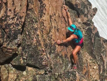 CourtneyJHolden's tweet photo. #FKT athlete Kelly Halpin is a boundary-pushing runner, talented artist and just a rad human being. Congrats on her #FKTOY! What a joy to interview her for the latest edition of @FastestKnown's women runners column. https://t.co/2W9OqaTaPu https://t.co/mEjsLsy9Rx